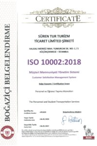 Süren Turizm; İBB UKOME mevzuatına uyumlu, ISO 10002:2018 standartlarında müşteri odaklı personel servisi ve öğrenci taşımacılığı çözümleri sağlar.
